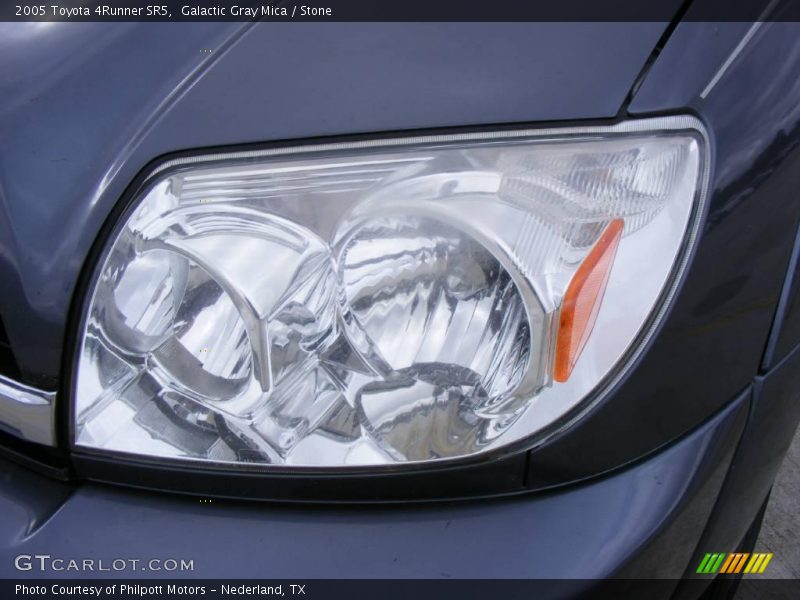 Galactic Gray Mica / Stone 2005 Toyota 4Runner SR5