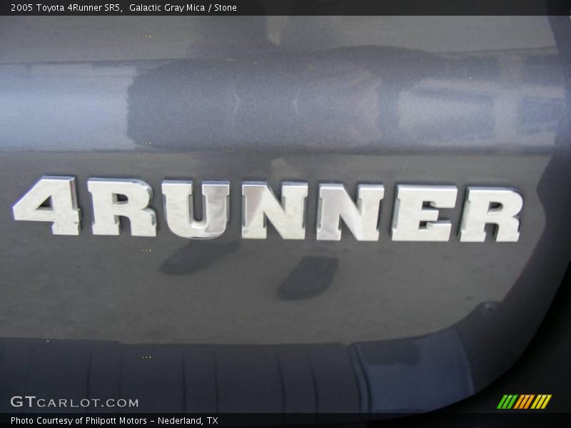 Galactic Gray Mica / Stone 2005 Toyota 4Runner SR5