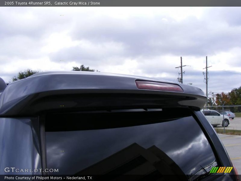 Galactic Gray Mica / Stone 2005 Toyota 4Runner SR5