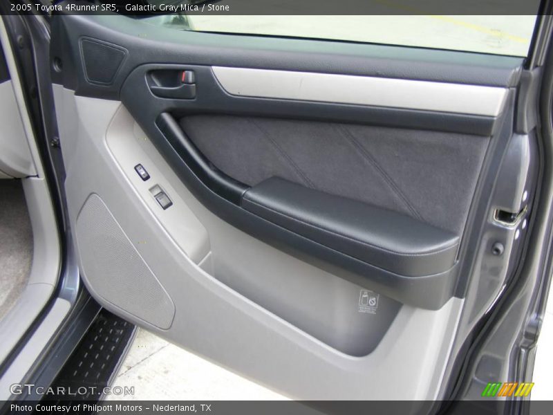 Galactic Gray Mica / Stone 2005 Toyota 4Runner SR5