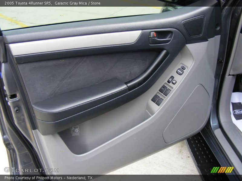 Galactic Gray Mica / Stone 2005 Toyota 4Runner SR5