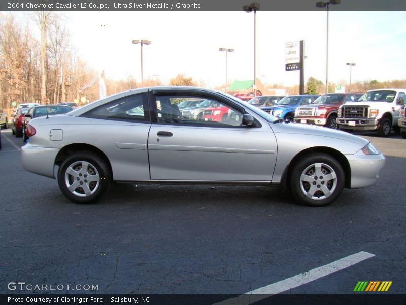 Ultra Silver Metallic / Graphite 2004 Chevrolet Cavalier LS Coupe