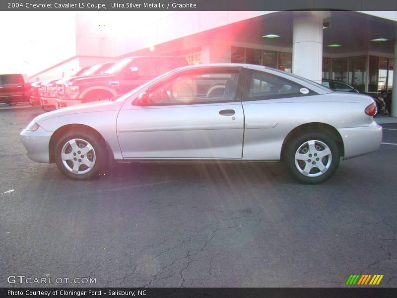 Ultra Silver Metallic / Graphite 2004 Chevrolet Cavalier LS Coupe