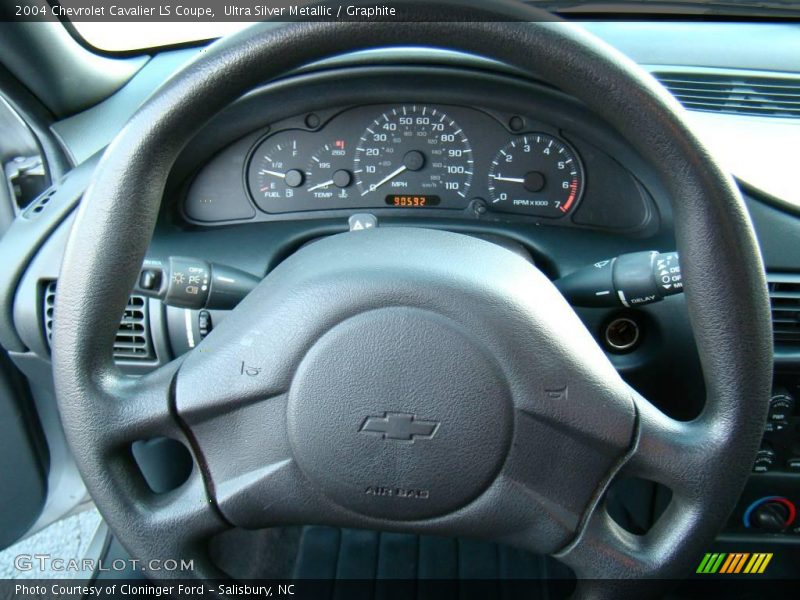 Ultra Silver Metallic / Graphite 2004 Chevrolet Cavalier LS Coupe