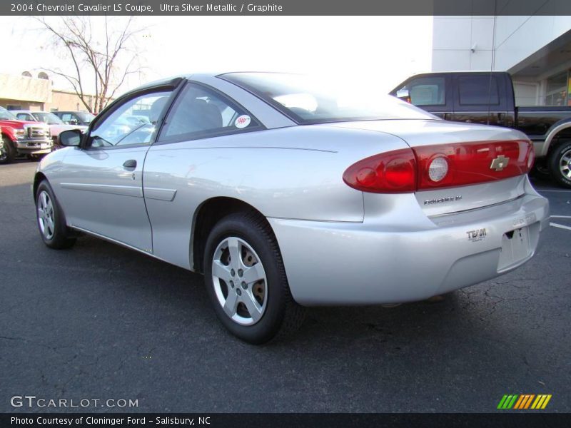 Ultra Silver Metallic / Graphite 2004 Chevrolet Cavalier LS Coupe