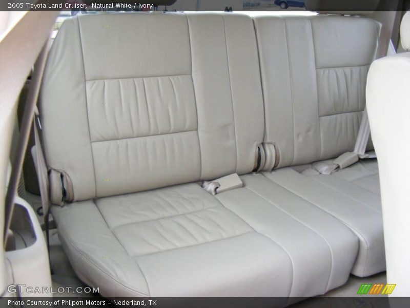 Natural White / Ivory 2005 Toyota Land Cruiser