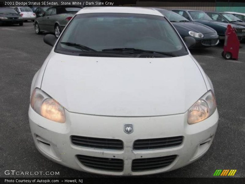 Stone White / Dark Slate Gray 2001 Dodge Stratus SE Sedan