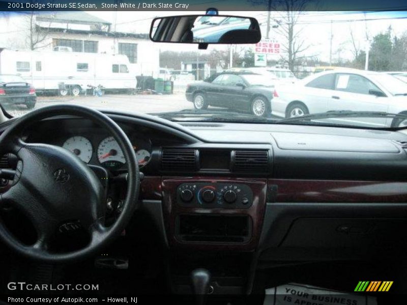 Stone White / Dark Slate Gray 2001 Dodge Stratus SE Sedan