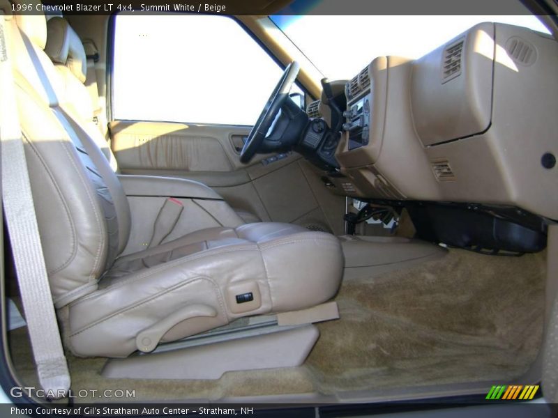 Summit White / Beige 1996 Chevrolet Blazer LT 4x4