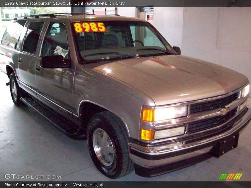 Light Pewter Metallic / Gray 1999 Chevrolet Suburban C1500 LT