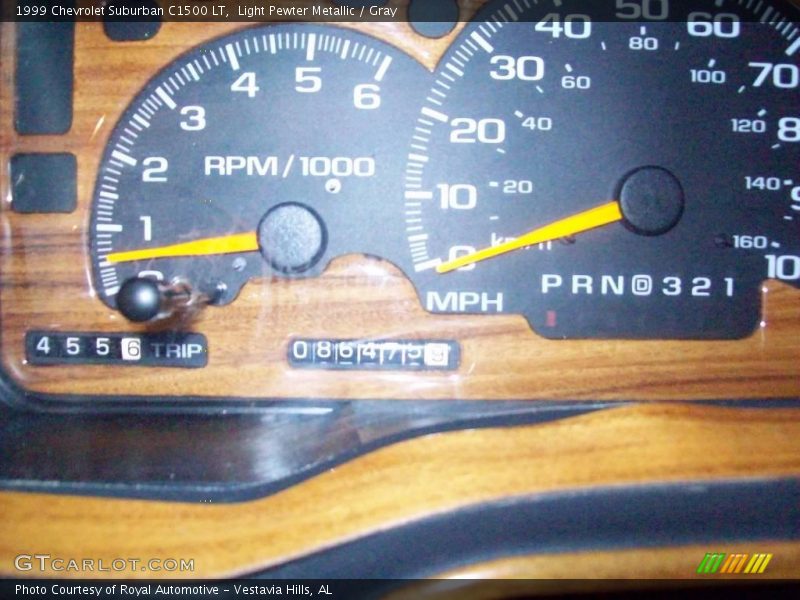 Light Pewter Metallic / Gray 1999 Chevrolet Suburban C1500 LT