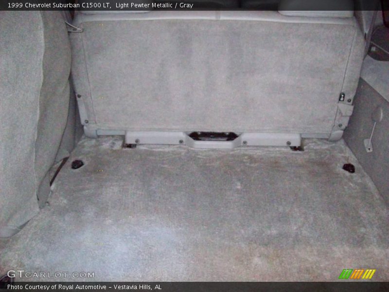 Light Pewter Metallic / Gray 1999 Chevrolet Suburban C1500 LT