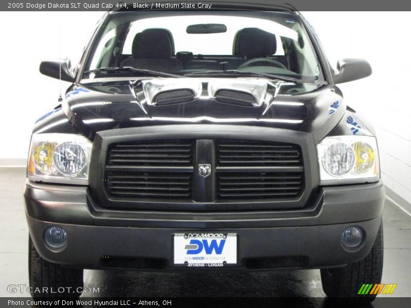 Black / Medium Slate Gray 2005 Dodge Dakota SLT Quad Cab 4x4