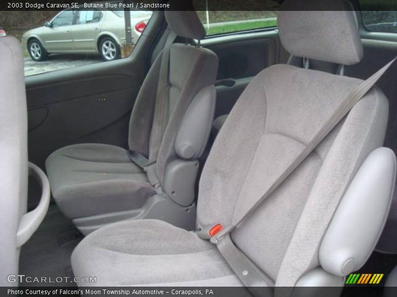 Butane Blue Pearl / Sandstone 2003 Dodge Caravan SE