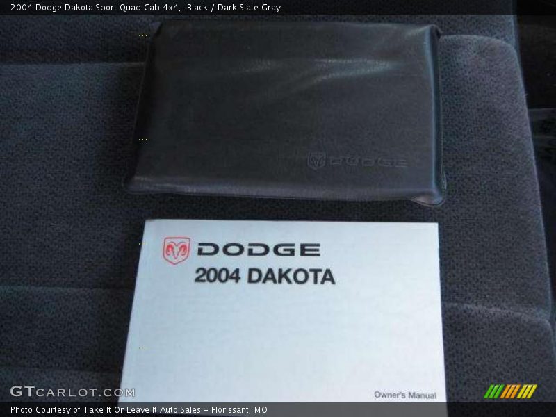 Black / Dark Slate Gray 2004 Dodge Dakota Sport Quad Cab 4x4
