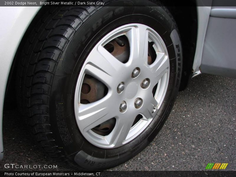 Bright Silver Metallic / Dark Slate Gray 2002 Dodge Neon