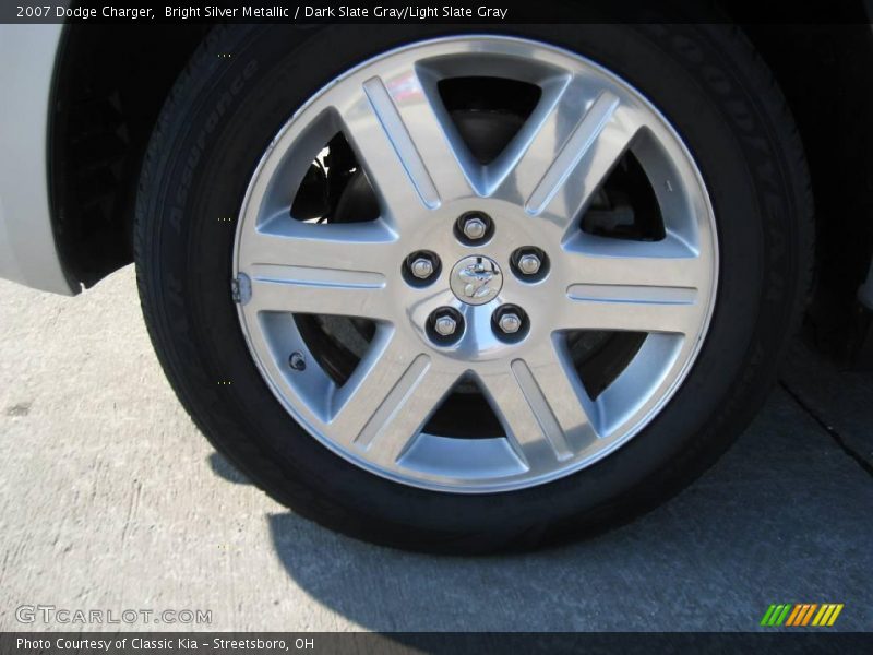 Bright Silver Metallic / Dark Slate Gray/Light Slate Gray 2007 Dodge Charger