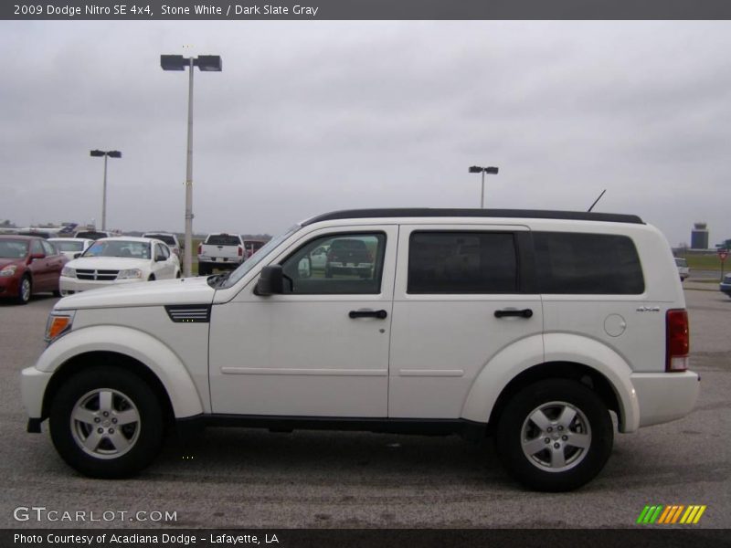 Stone White / Dark Slate Gray 2009 Dodge Nitro SE 4x4