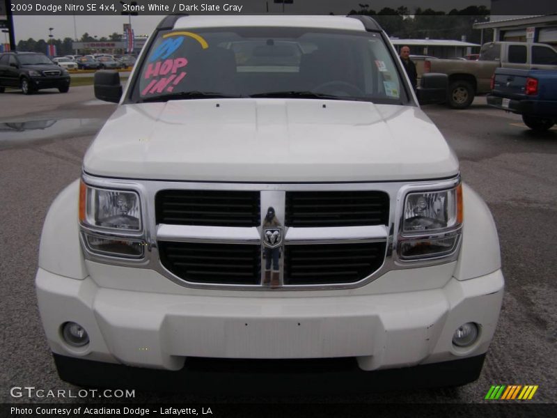Stone White / Dark Slate Gray 2009 Dodge Nitro SE 4x4