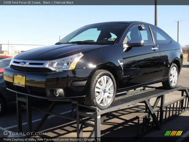 Black / Charcoal Black 2008 Ford Focus SE Coupe