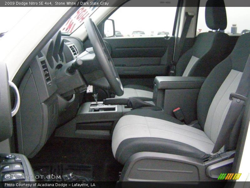 Stone White / Dark Slate Gray 2009 Dodge Nitro SE 4x4