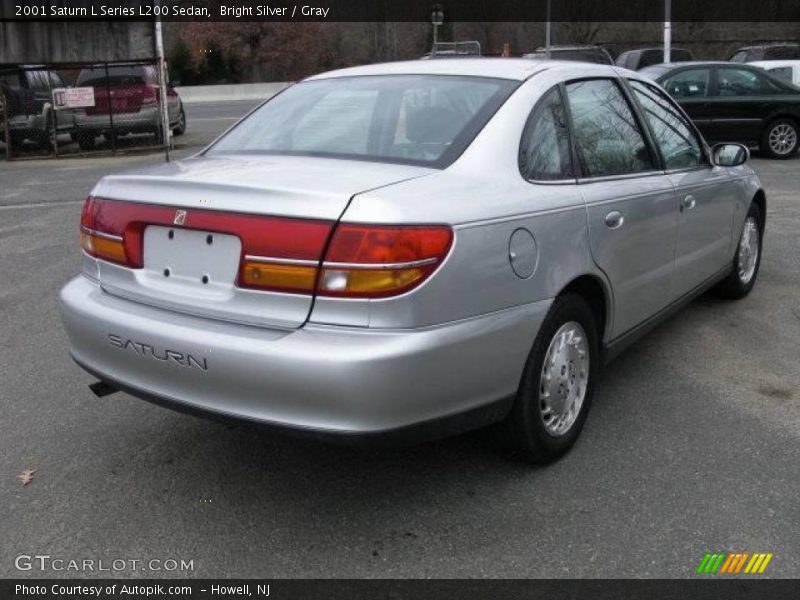 Bright Silver / Gray 2001 Saturn L Series L200 Sedan