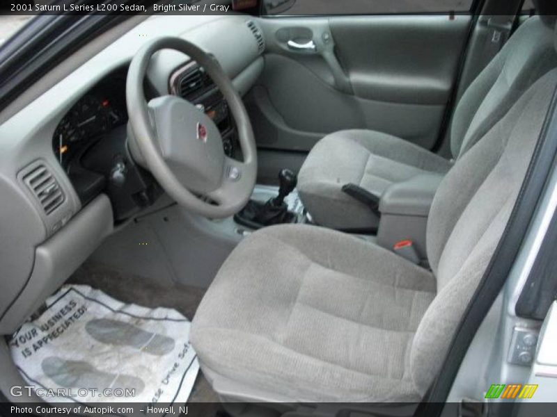 Bright Silver / Gray 2001 Saturn L Series L200 Sedan
