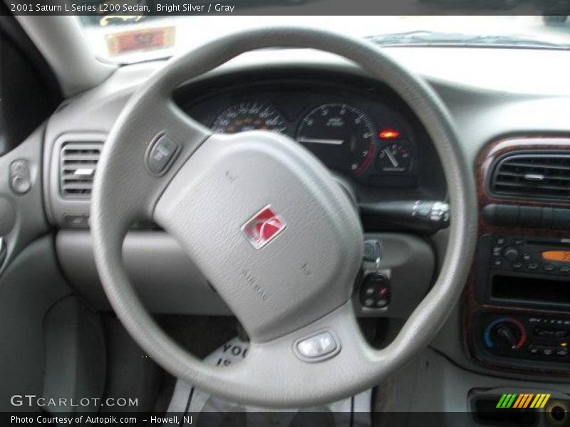 Bright Silver / Gray 2001 Saturn L Series L200 Sedan