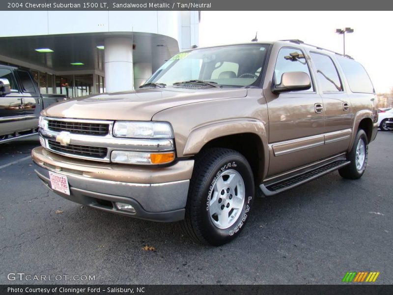 Sandalwood Metallic / Tan/Neutral 2004 Chevrolet Suburban 1500 LT