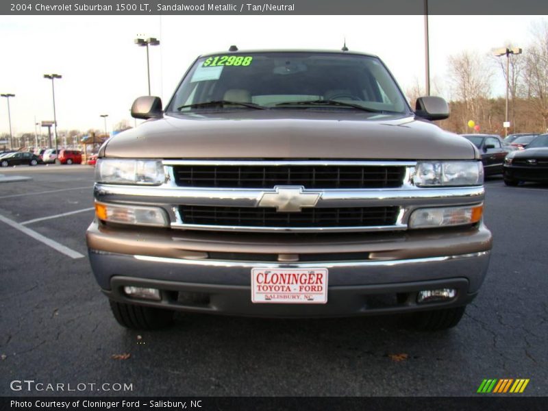Sandalwood Metallic / Tan/Neutral 2004 Chevrolet Suburban 1500 LT