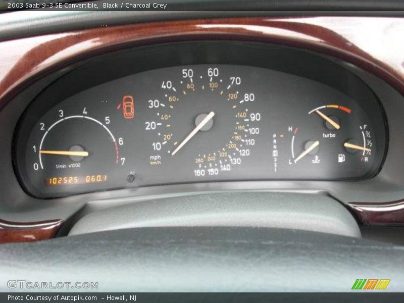 Black / Charcoal Grey 2003 Saab 9-3 SE Convertible
