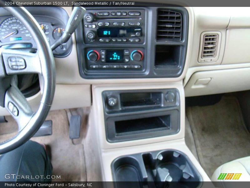 Sandalwood Metallic / Tan/Neutral 2004 Chevrolet Suburban 1500 LT