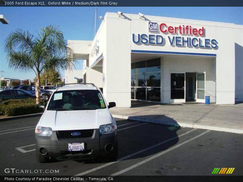 Oxford White / Medium/Dark Flint Grey 2005 Ford Escape XLS