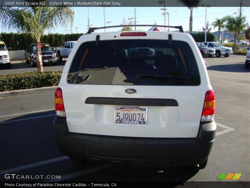 Oxford White / Medium/Dark Flint Grey 2005 Ford Escape XLS