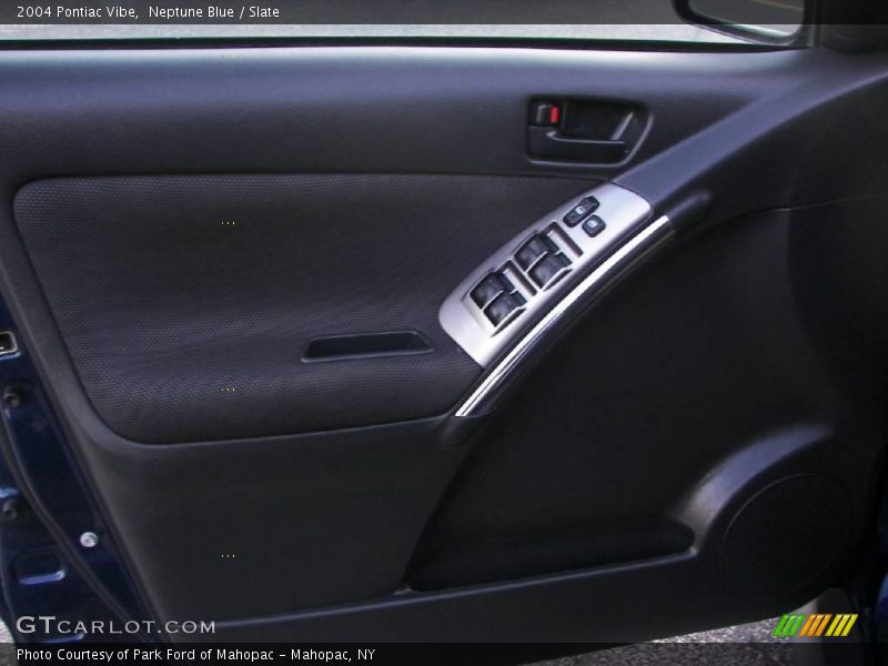 Neptune Blue / Slate 2004 Pontiac Vibe