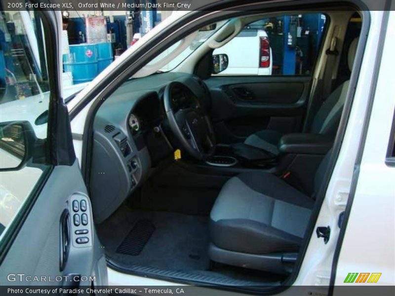 Oxford White / Medium/Dark Flint Grey 2005 Ford Escape XLS