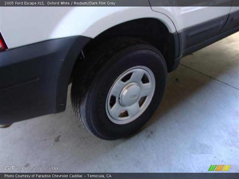 Oxford White / Medium/Dark Flint Grey 2005 Ford Escape XLS