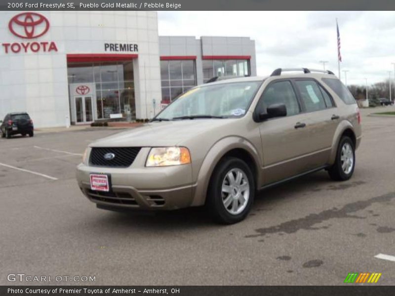 Pueblo Gold Metallic / Pebble Beige 2006 Ford Freestyle SE