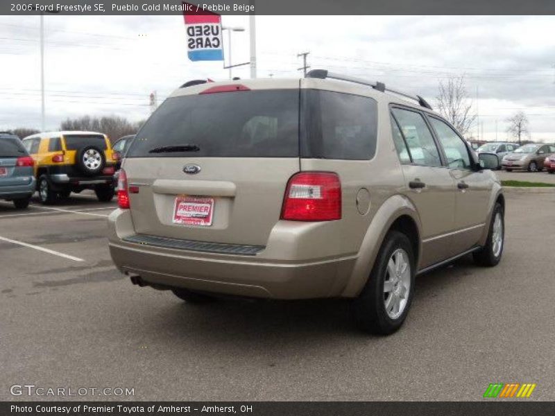 Pueblo Gold Metallic / Pebble Beige 2006 Ford Freestyle SE