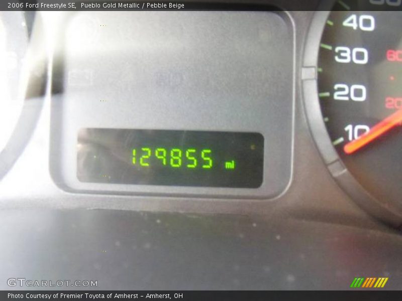Pueblo Gold Metallic / Pebble Beige 2006 Ford Freestyle SE