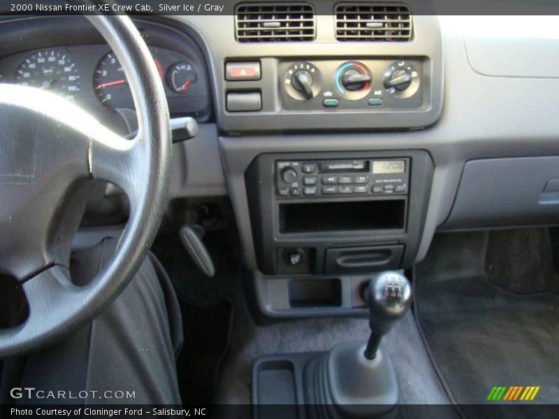 Silver Ice / Gray 2000 Nissan Frontier XE Crew Cab