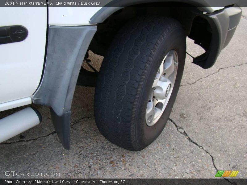 Cloud White / Dusk Gray 2001 Nissan Xterra XE V6