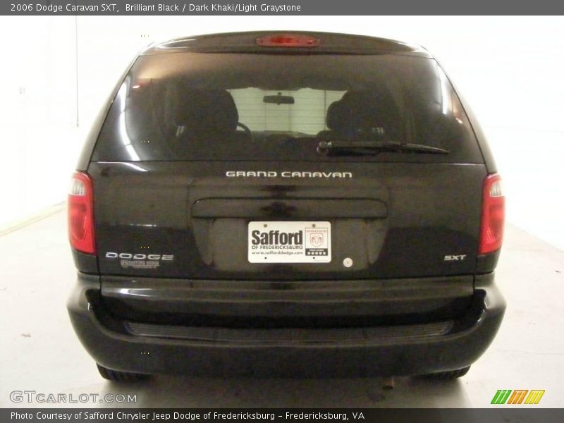 Brilliant Black / Dark Khaki/Light Graystone 2006 Dodge Caravan SXT