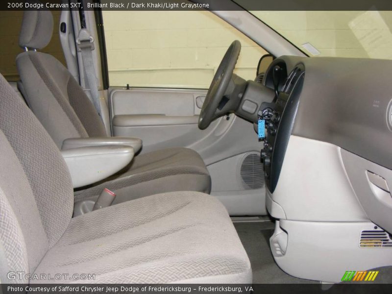 Brilliant Black / Dark Khaki/Light Graystone 2006 Dodge Caravan SXT