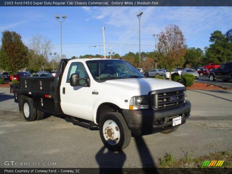 Oxford White / Medium Flint 2003 Ford F450 Super Duty Regular Cab Chassis Commercial