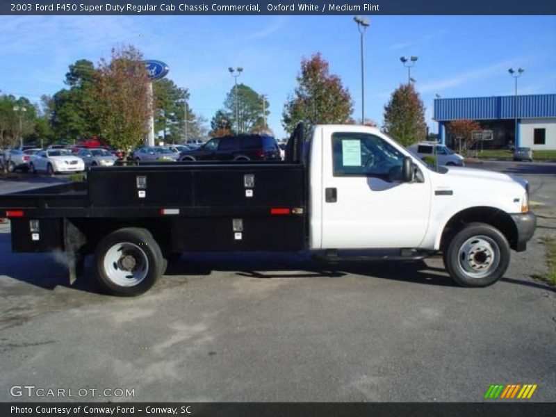 Oxford White / Medium Flint 2003 Ford F450 Super Duty Regular Cab Chassis Commercial