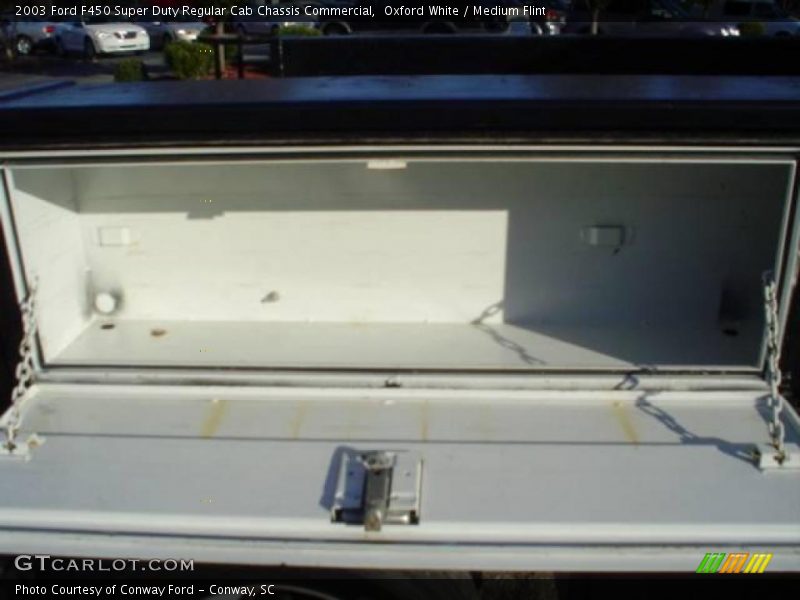 Oxford White / Medium Flint 2003 Ford F450 Super Duty Regular Cab Chassis Commercial