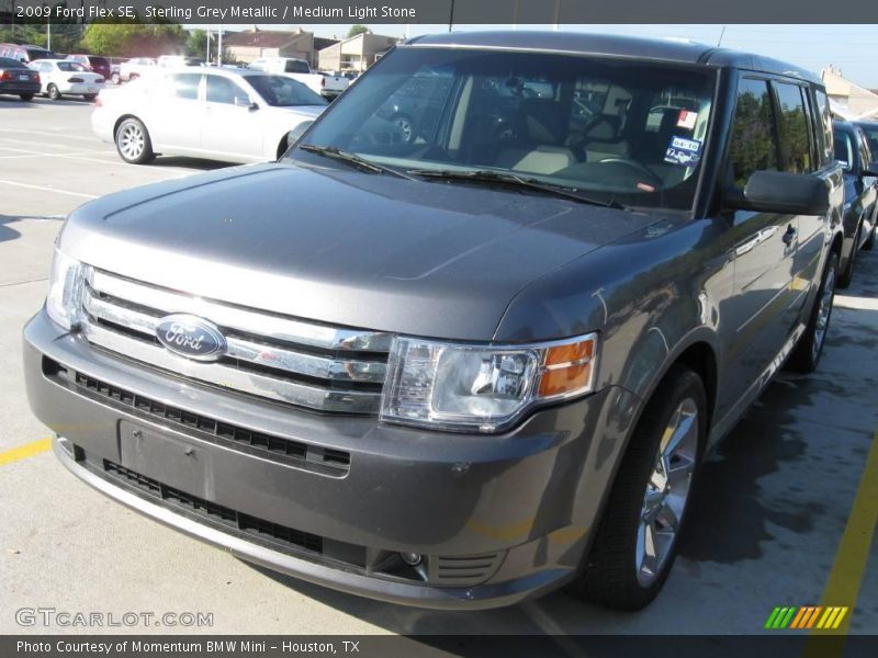 Sterling Grey Metallic / Medium Light Stone 2009 Ford Flex SE