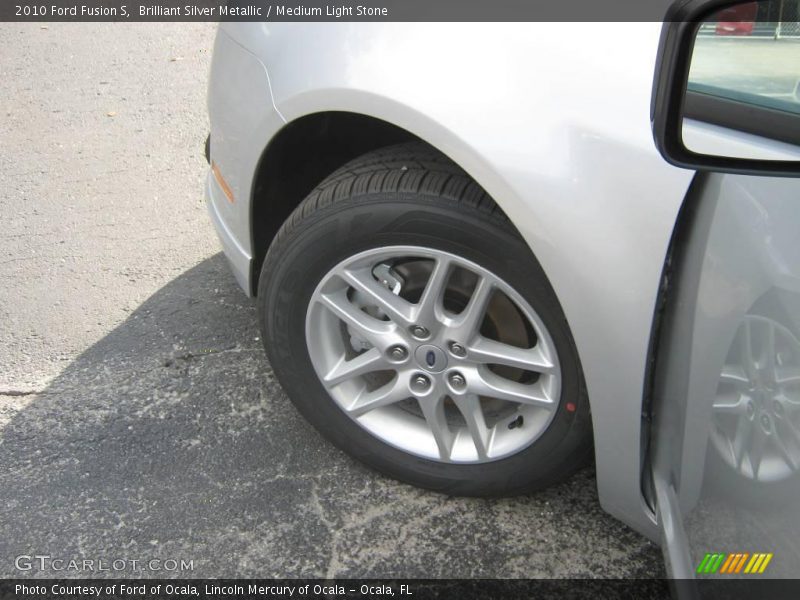 Brilliant Silver Metallic / Medium Light Stone 2010 Ford Fusion S