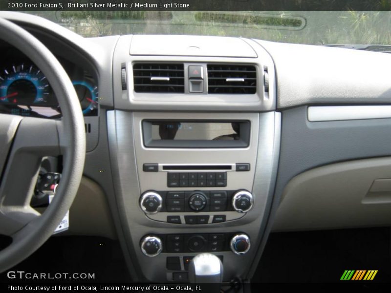 Brilliant Silver Metallic / Medium Light Stone 2010 Ford Fusion S